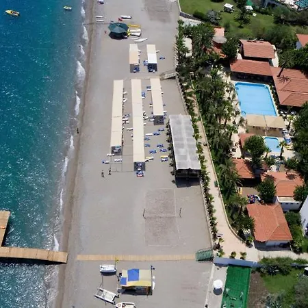 Larissa Akman 3* Çamyuva